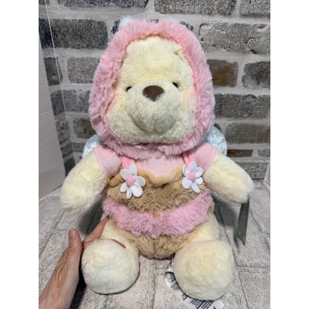 Disney Winnie the Pooh Bee Plush NEW Japan Exclusive Rare new